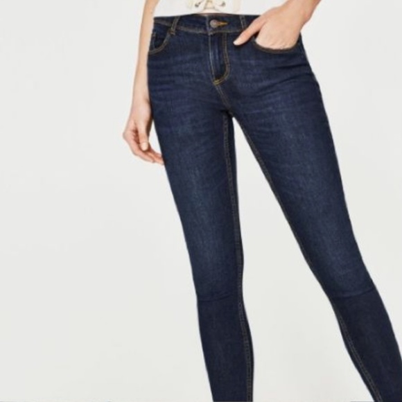 Zara Denim - Zara Trafaluc Slim Dark Denim sz 6 x 31.5L